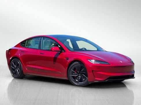 Used 2024 Tesla Model 3 Performance AWD/4WD image 2