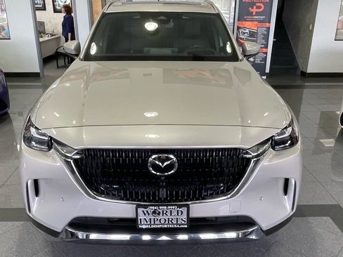 Used 2024 MAZDA CX-90 Plug-In Hybrid w/ Premium Plus AWD/4WD image 9