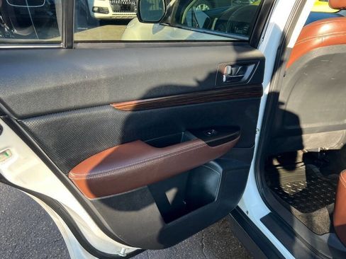 Used 2014 Subaru Outback 2.5i Limited image 28