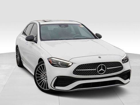 Used 2023 Mercedes-Benz C 300 Sedan image 2