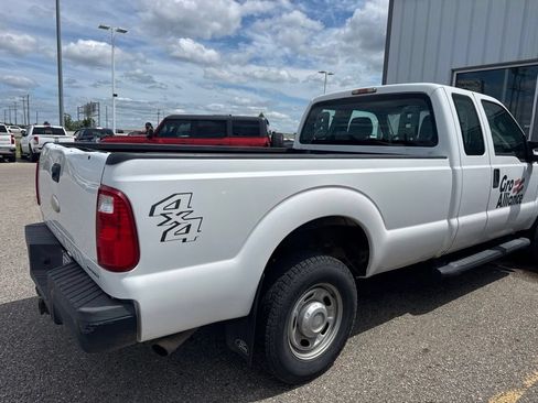 Used 2012 Ford F250 XL w/ PWR Equipment Group AWD/4WD image 12