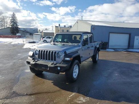 Used 2020 Jeep Gladiator Sport w/ Quick Order Package 24S AWD/4WD image 1