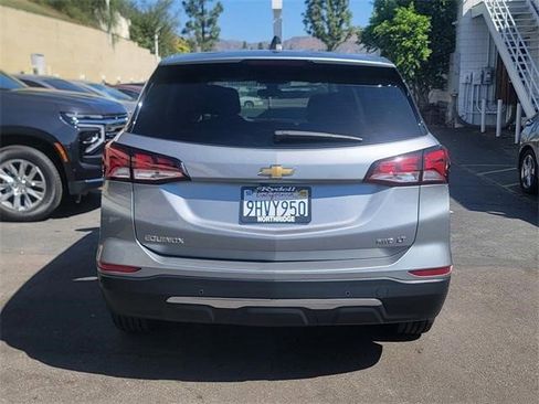 Certified 2023 Chevrolet Equinox LT w/ Driver Convenience Package image 9
