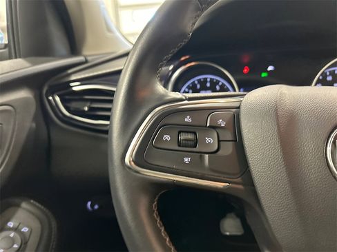 Used 2022 Buick Encore GX Preferred image 18
