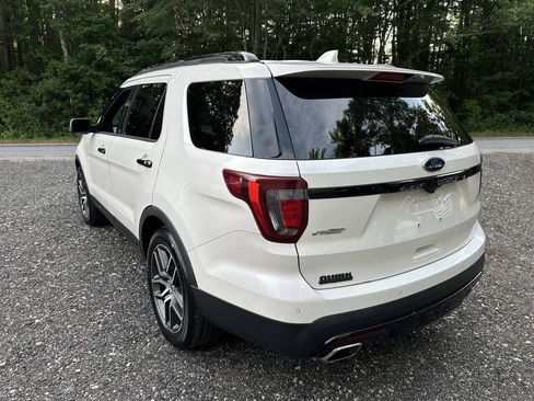 Used 2016 Ford Explorer Sport w/ Equipment Group 401A AWD/4WD image 5