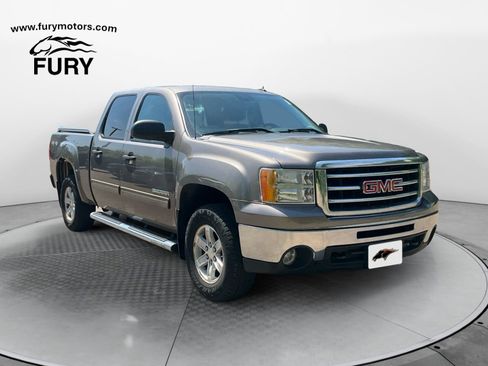 Used 2013 GMC Sierra 1500 SLE w/ Power Tech Package AWD/4WD image 1