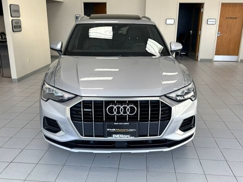 Used 2019 Audi Q3 2.0T Premium AWD/4WD image 3