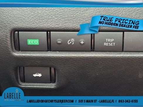 Used 2023 Nissan Sentra SV FWD image 21