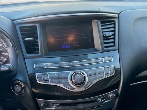 Used 2019 INFINITI QX60 Luxe w/ Essential Package image 12