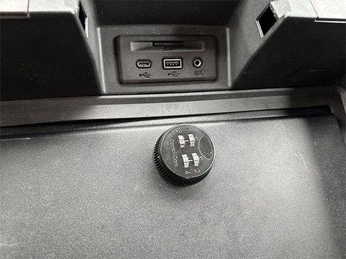 Used 2020 GMC Sierra 1500 SLT image 44