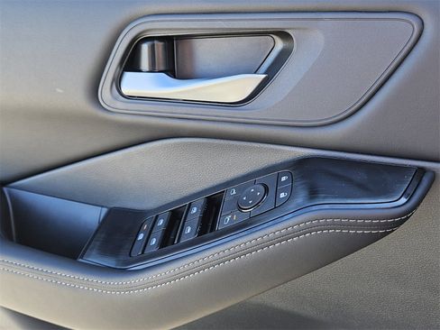 New 2026 Nissan Rogue SV image 28