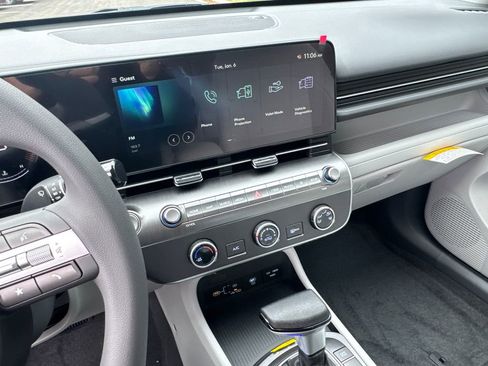 New 2026 Hyundai Kona SE image 19