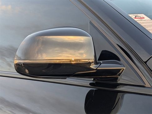 Used 2021 BMW X7 xDrive40i w/ M Sport Package image 14