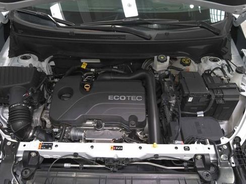 Used 2020 GMC Terrain SLE FWD image 32