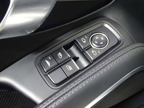 Used 2019 Porsche 911 Carrera S image 34