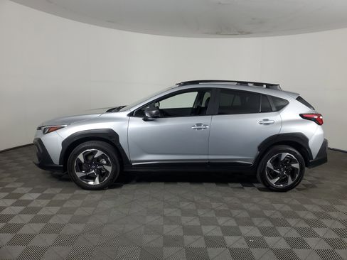 Used 2025 Subaru Crosstrek 2.5i Limited w/ Crosstrek Mirror Package AWD/4WD image 7