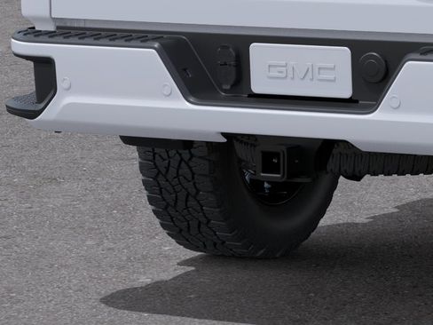 New 2026 GMC Sierra 2500 AT4 w/ AT4 Preferred Package AWD/4WD image 14