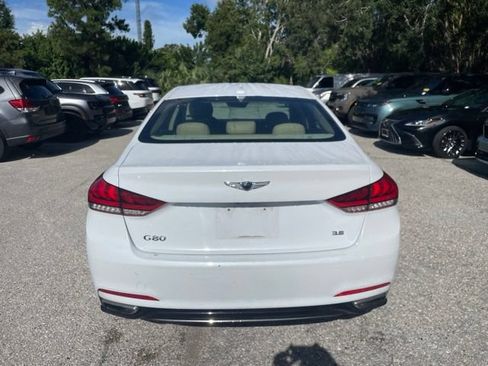 Used 2019 Genesis G80 3.8 RWD image 3