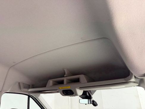 Used 2019 Ford Transit 350 XLT RWD image 32