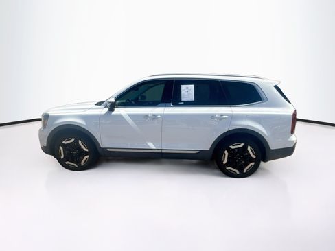 Used 2025 Kia Telluride S AWD/4WD image 4