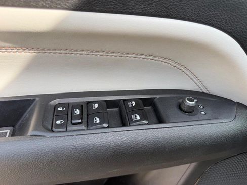 Used 2024 Jeep Compass Limited AWD/4WD image 17