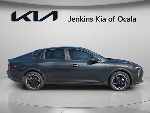 New 2025 Kia K4 EX image 2