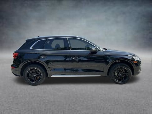 Used 2019 Audi Q5 Premium AWD/4WD image 4
