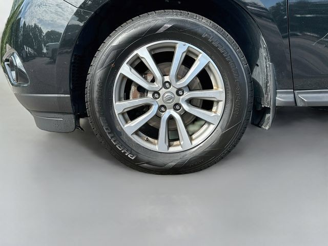 Used 2016 Nissan Pathfinder S AWD/4WD image 32