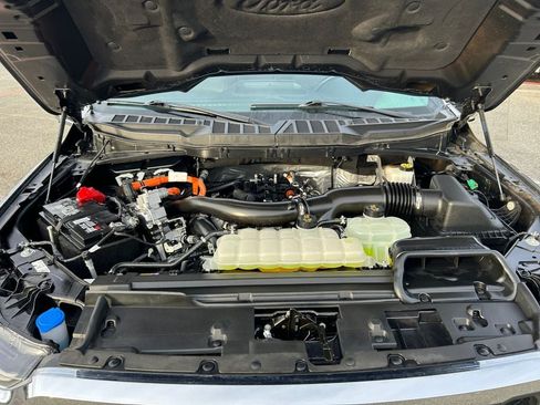 Used 2024 Ford F150 Lariat w/ Bed Utility Package AWD/4WD image 29