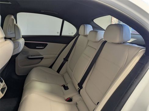 Used 2023 Mercedes-Benz C 300 Sedan image 28
