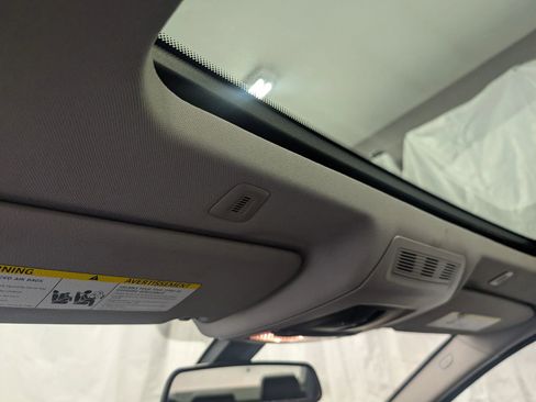 Used 2013 BMW 528i xDrive Sedan image 5