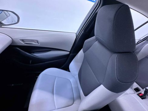 Used 2020 Toyota Corolla L image 33
