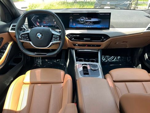 Used 2025 BMW 330i Sedan RWD image 16