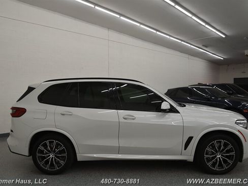 Used 2019 BMW X5 xDrive40i w/ M Sport Package AWD/4WD image 10