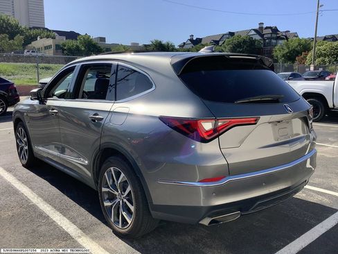 Used 2023 Acura MDX FWD w/ Technology Package image 5