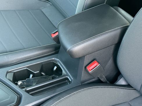 Used 2023 Volkswagen Taos SE image 20