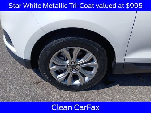 Used 2023 Ford Edge Titanium w/ Class II Trailer Tow Package AWD/4WD image 4