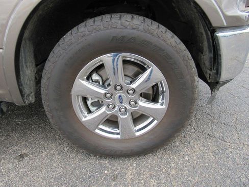 Used 2018 Ford F150 Lariat w/ Equipment Group 502A Luxury image 10