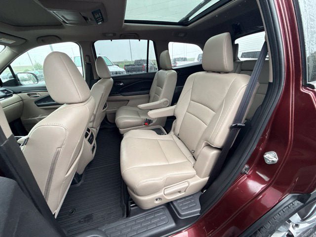 Used 2018 Honda Pilot Elite image 19