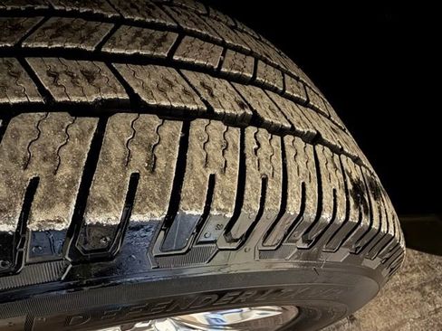 Used 2015 Chevrolet Tahoe LTZ image 11