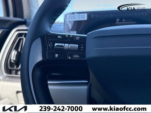 New 2026 Kia Sorento S w/ S Panoramic Sunroof Package FWD image 38