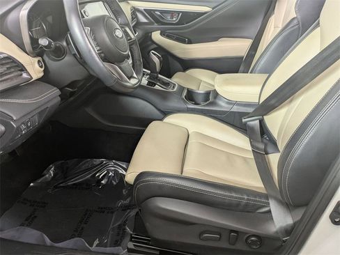 Used 2023 Subaru Outback Limited image 12