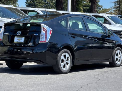 Used 2015 Toyota Prius Two FWD image 5