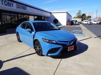 Used 2024 Toyota Camry SE video 2