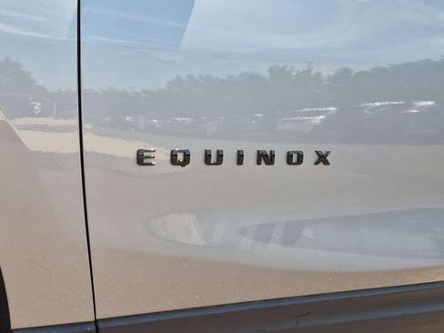 Used 2024 Chevrolet Equinox RS AWD/4WD image 35