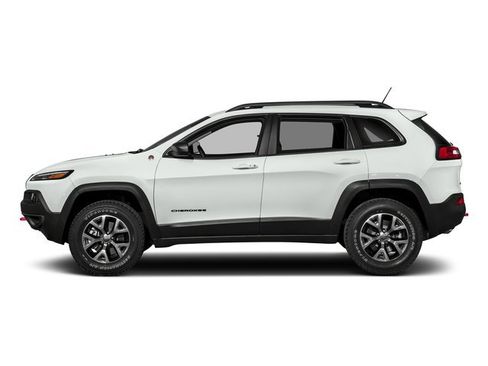 Used 2018 Jeep Cherokee Trailhawk w/ Comfort/Convenience Group image 3