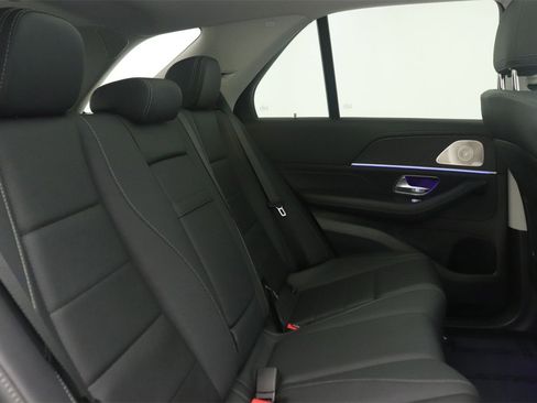 New 2026 Mercedes-Benz GLE 450 4MATIC image 10