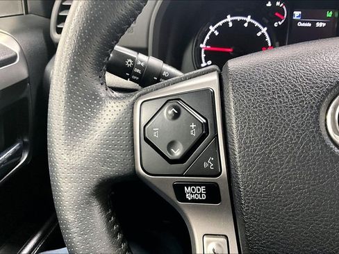 Used 2024 Toyota 4Runner SR5 AWD/4WD image 19