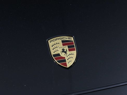 Certified 2025 Porsche Cayenne GTS AWD/4WD image 29
