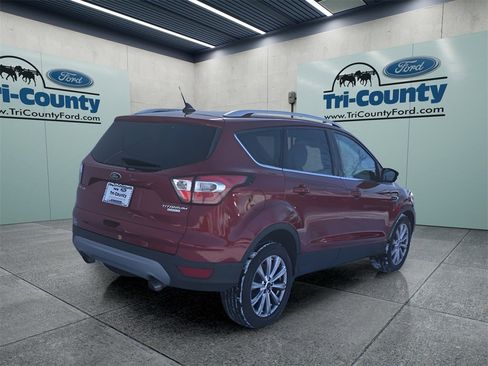 Used 2018 Ford Escape Titanium w/ Ford Safe & Smart Package image 7